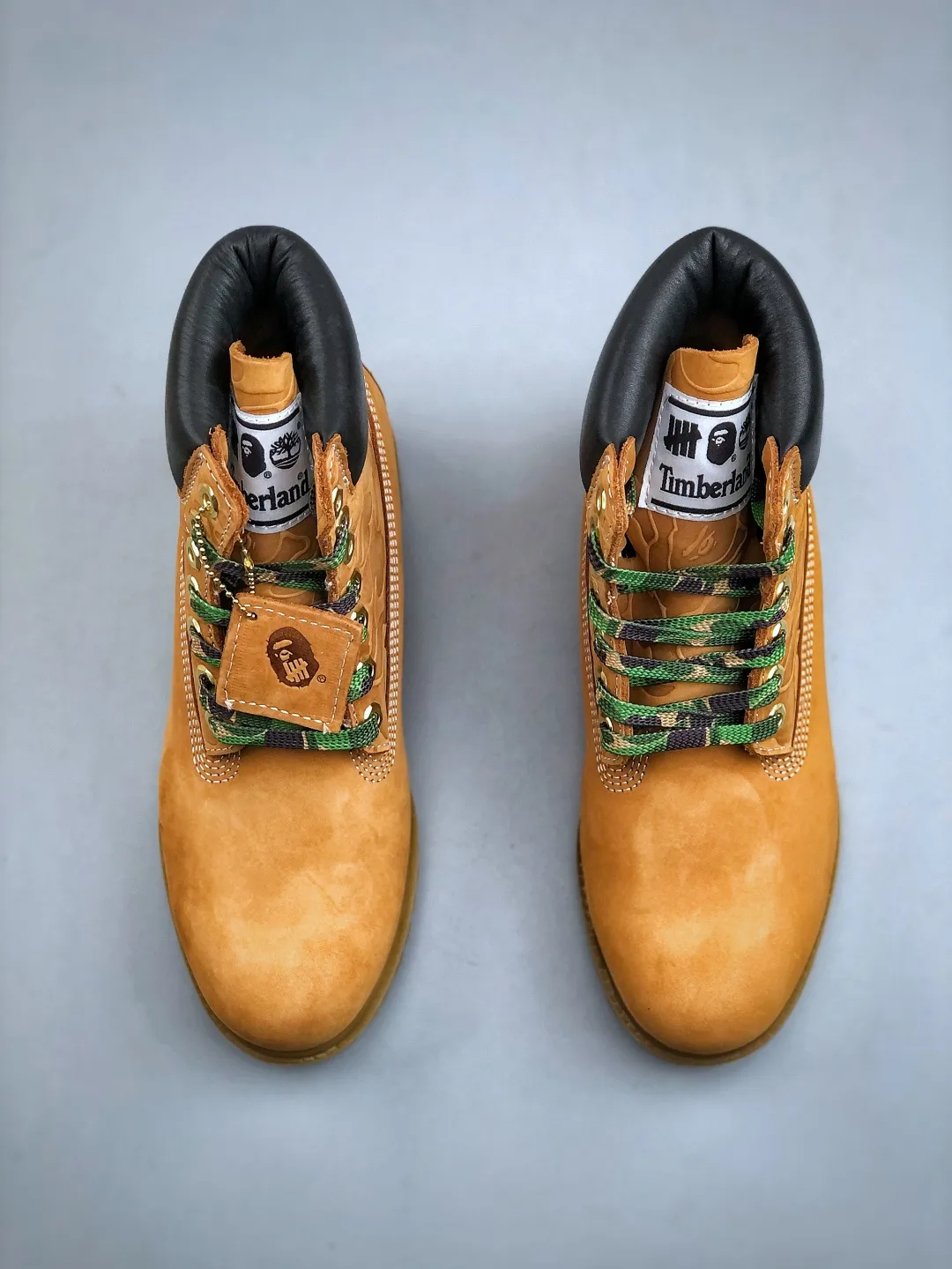 Local pickup 💰800 supports store release New goods 🚀#Original channel Co-branded Timberland Horizontally folded and dynamic water-repellent. Original packaging box and accessories are available. Size: 39-45 (half)